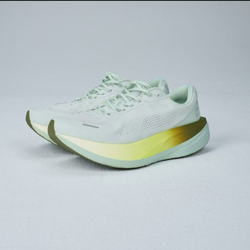 Zapatos para correr profesiona - Outdoor Sport Flooring reseña y precio